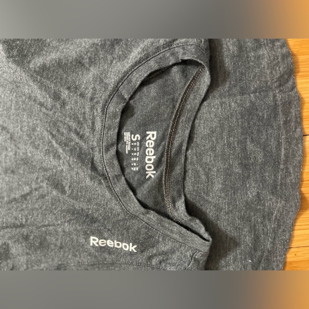 Bundle Reebok tank tops - Picture 4 of 11